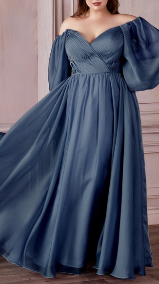 COPY - Plus size formal dress - Picture 1 of 9